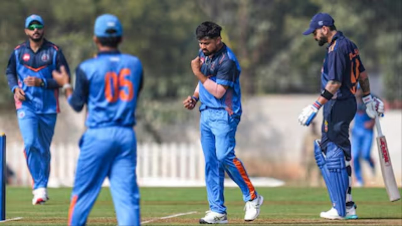 Ishal Jayswal Celebrates After Taking Virat Kohli S Wicket